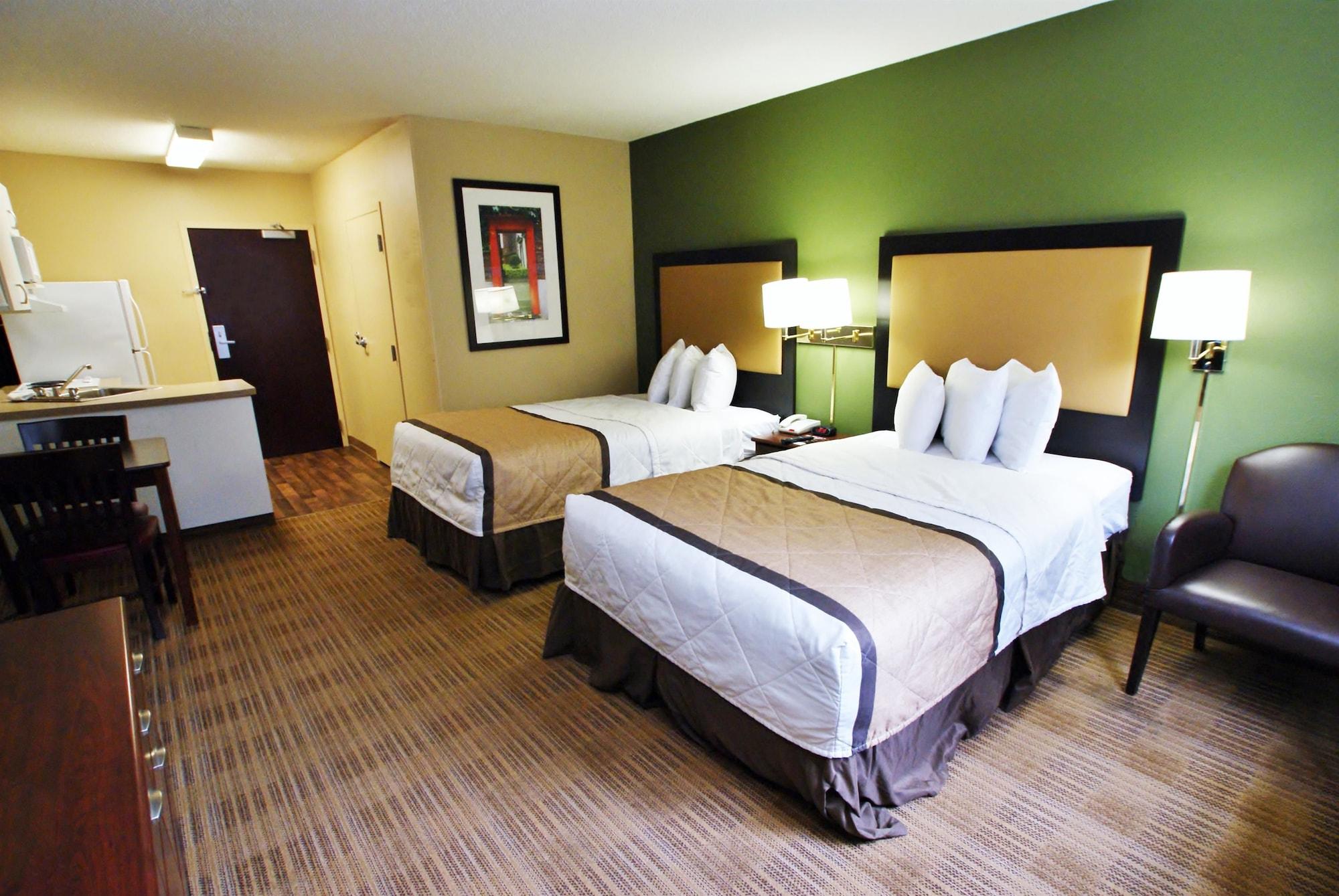 Extended Stay America Suites - Indianapolis - Каслтон Экстерьер фото