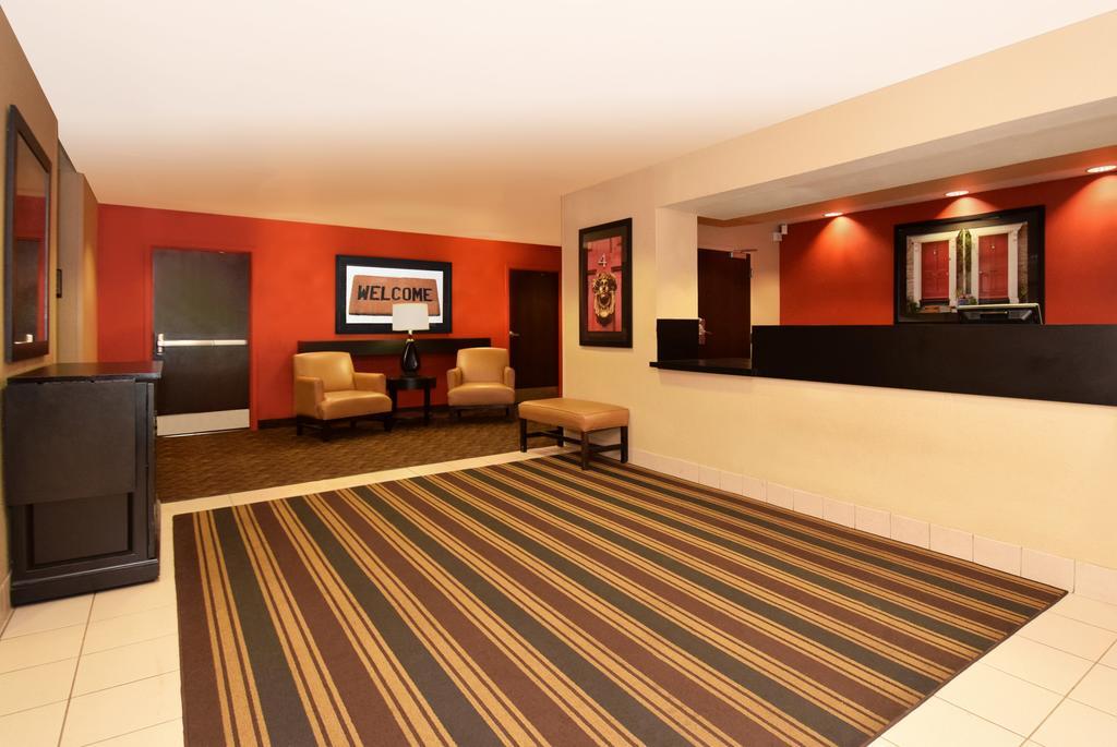 Extended Stay America Suites - Indianapolis - Каслтон Экстерьер фото