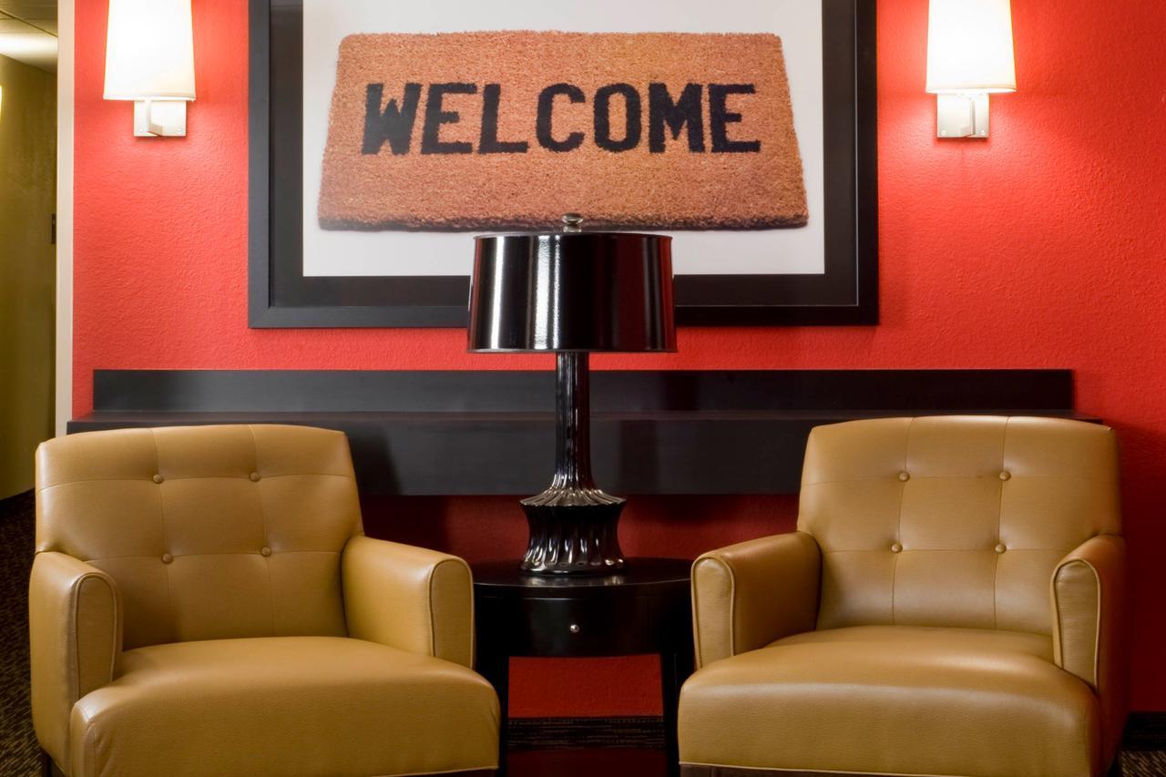 Extended Stay America Suites - Indianapolis - Каслтон Экстерьер фото